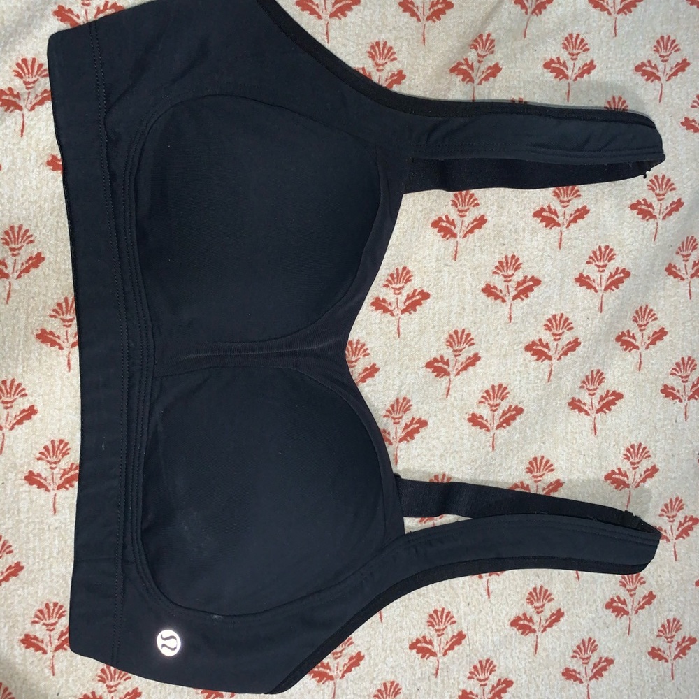 Black lululemon bra